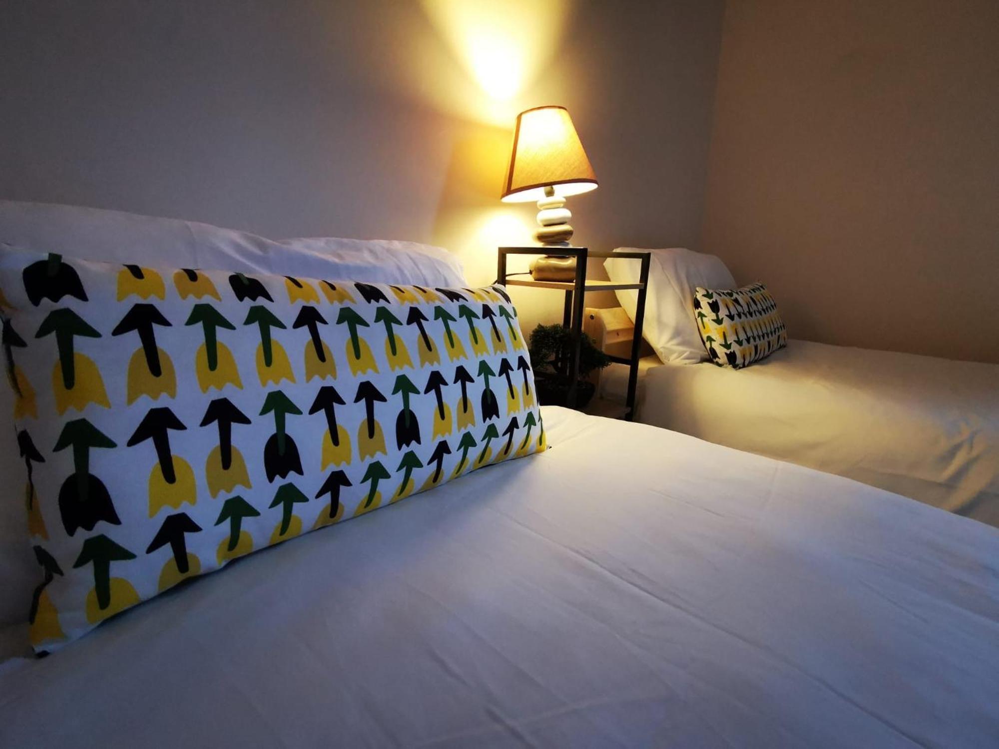 Gr8 Hostel At The Mount Белфаст Екстериор снимка